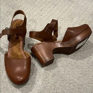 Nordstrom Brown Leather Clog Sandals NWT